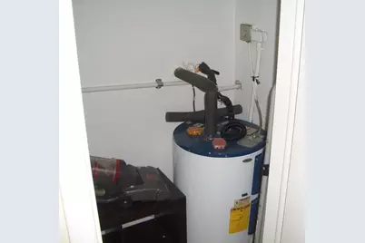 2737 NE 28th Street #7W, Pompano Beach, FL 33064 - Photo 4