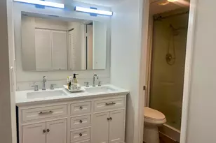 1100 St Charles Pl, Pembroke Pines, FL 33026 - Photo 18