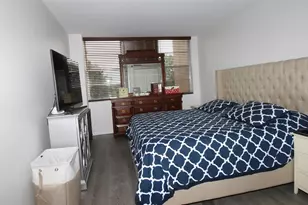 1100 St Charles Pl, Pembroke Pines, FL 33026 - Photo 18