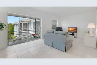 5501 NW 2nd Avenue #302, Boca Raton, FL 33487 - Photo 6