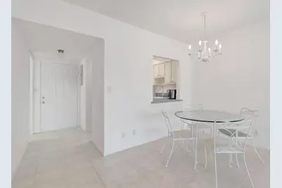 5501 NW 2nd Avenue #302, Boca Raton, FL 33487 - Photo 4