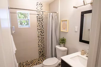 24 SW 4th Avenue, Delray Beach, FL 33444 - Photo 12