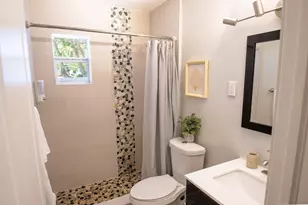 24 SW 4th Ave, Delray Beach, FL 33444 - Photo 12