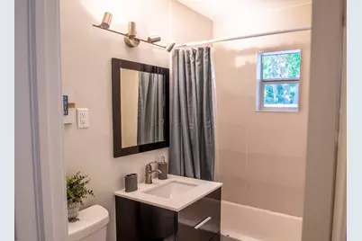 24 SW 4th Avenue, Delray Beach, FL 33444 - Photo 10