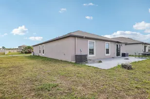 16621 Sunburst Lake St, Wimauma, FL 33598 - Photo 32