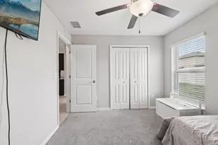 16621 Sunburst Lake St, Wimauma, FL 33598 - Photo 20