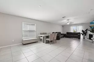 16621 Sunburst Lake St, Wimauma, FL 33598 - Photo 6