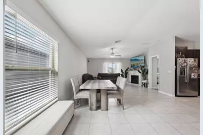 16621 Sunburst Lake Street, Wimauma, FL 33598 - Photo 4