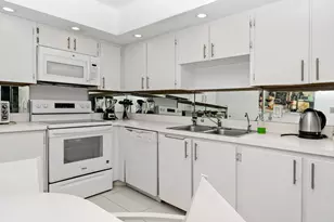 1880 S Ocean Dr, Hallandale Beach, FL 33009 - Photo 14
