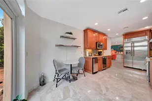 903 NE 17th Way, Fort Lauderdale, FL 33304 - Photo 14