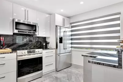 2903 Victoria Circle #O4, Pompano Beach, FL 33066 - Photo 6