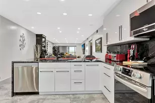 2903 Victoria Cir, Pompano Beach, FL 33066 - Photo 8