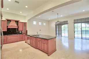 8166 Emerald Ave, Parkland, FL 33076 - Photo 6