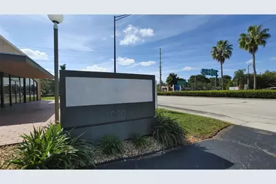 2050 N University Drive, Sunrise, FL 33322 - Photo 4