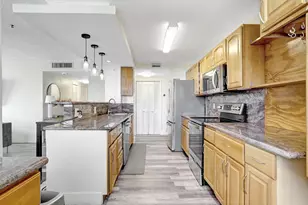 4400 Hillcrest Dr, Hollywood, FL 33021 - Photo 16