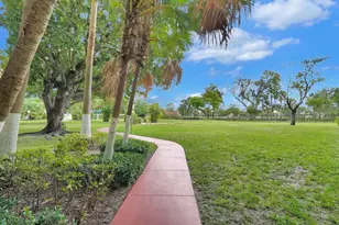 4400 Hillcrest Dr, Hollywood, FL 33021 - Photo 34