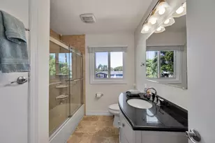 1771 NE 35th St, Oakland Park, FL 33334 - Photo 30