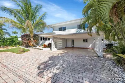 1771 NE 35th Street, Fort Lauderdale, FL 33334 - Photo 2