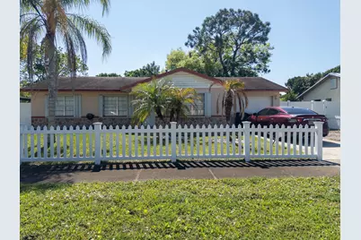 3205 Hibiscus, Fort Pierce, FL 34947 - Photo 2