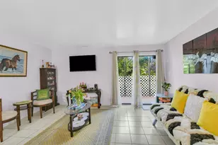 935 NE 199th St, Miami, FL 33179 - Photo 14