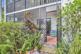 935 NE 199th St, Miami, FL 33179 - Photo 32