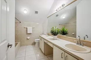 12100 NW 27th Ct, Plantation, FL 33323 - Photo 26