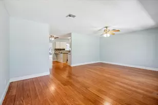 12100 NW 27th Ct, Plantation, FL 33323 - Photo 14