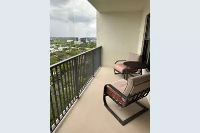 3200 Port Royale Drive #2004, Fort Lauderdale, FL 33308 - Photo 2