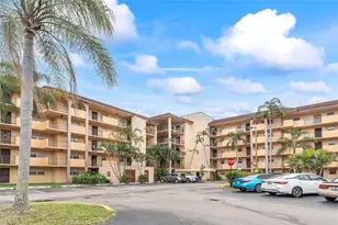 3955 N Nob Hill Rd, Sunrise, FL 33351 - Photo 14