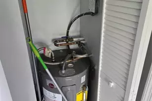 9400 Live Oak Pl, Davie, FL 33324 - Photo 26