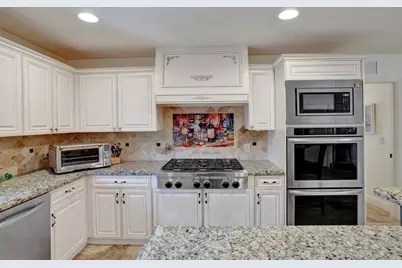 2000 NE 31st Avenue, Fort Lauderdale, FL 33305 - Photo 18