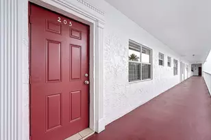 4270 NW 40th St, Fort Lauderdale, FL 33319 - Photo 4