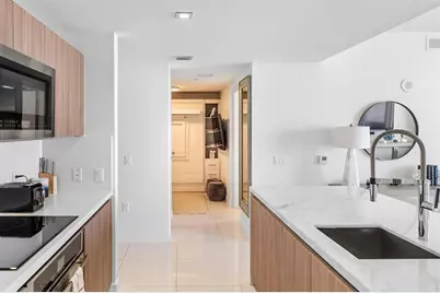 401 N Birch Road #1214, Fort Lauderdale, FL 33304 - Photo 10