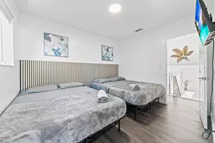 1215 NE 200th St, Miami, FL 33179 - Photo 16