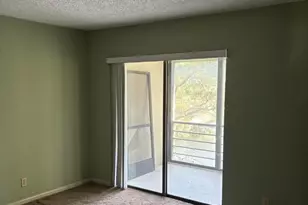 2304 S Cypress Bend Dr, Pompano Beach, FL 33069 - Photo 14