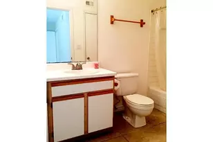 2667 NW 33rd St, Oakland Park, FL 33309 - Photo 8