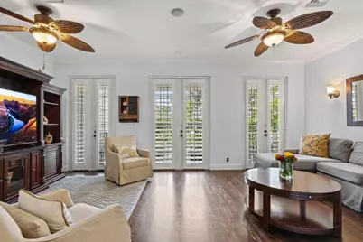 639 NE 17th Way, Fort Lauderdale, FL 33304 - Photo 6