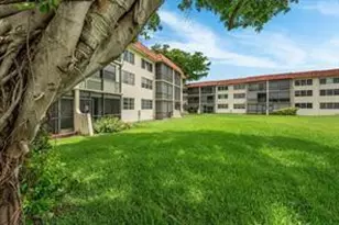 8990 S Hollybrook Blvd, Hollywood, FL 33025 - Photo 2