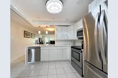 4301 Martinique Circle #H2, Pompano Beach, FL 33066 - Photo 2