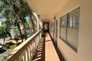 4301 Martinique Cir, Pompano Beach, FL 33066 - Photo 18