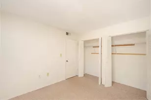 2440 NW 33rd St, Oakland Park, FL 33309 - Photo 16