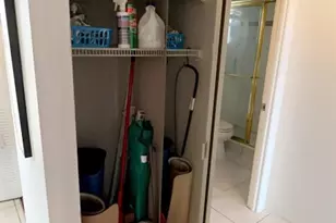 10466 Sunrise Lakes Blvd, Sunrise, FL 33322 - Photo 16