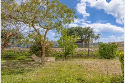 2037 Nassau Drive #2037, Palm Beach Shores, FL 33404 - Photo 32