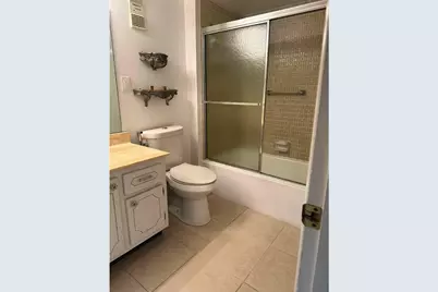 5190 E Sabal Palm Boulevard #201, Tamarac, FL 33319 - Photo 18