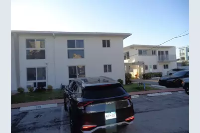 1001 S Riverside Drive #105, Pompano Beach, FL 33062 - Photo 2