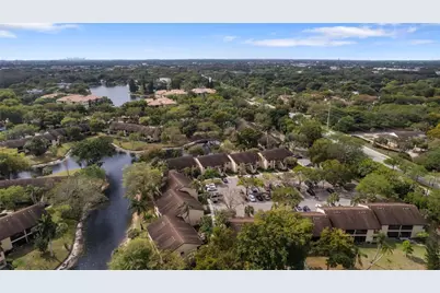 3251 Carambola Circle #3251, Pompano Beach, FL 33066 - Photo 32