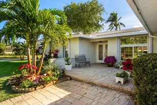 906 NW 83rd Dr, Coral Springs, FL 33071 - Photo 1