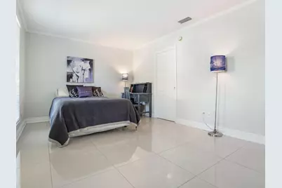 906 NW 83rd Drive, Coral Springs, FL 33071 - Photo 12