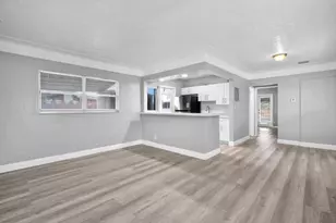 1925 NE 26th St, Fort Lauderdale, FL 33305 - Photo 4