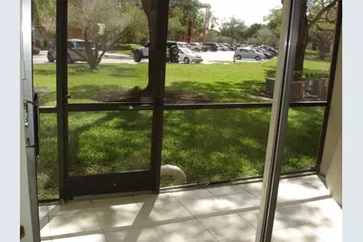 571 SW 142 Avenue #106, Pembroke Pines, FL 33027 - Photo 2